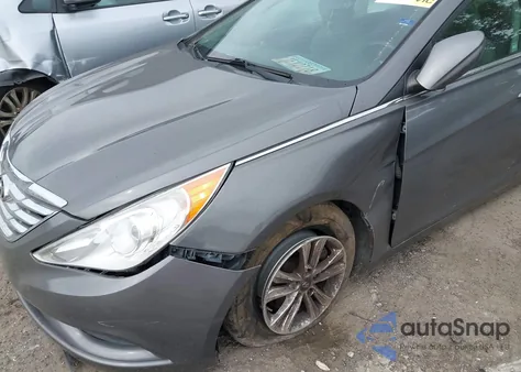 2013 Hyundai Sonata Gls z USA, uszkodzony, nr VIN 5NPEB4AC2DH675440